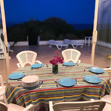 Palme House * Carloforte (Isola di San Pietro)