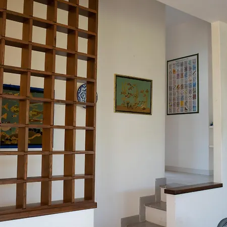 Palme House *