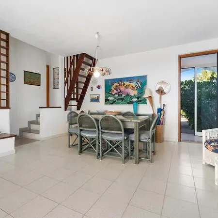 Palme House - 4br, Walk To & Garden *